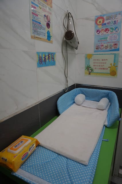 ［美食］嘉義親子遊戲室體驗~魔樹屋親子餐廳