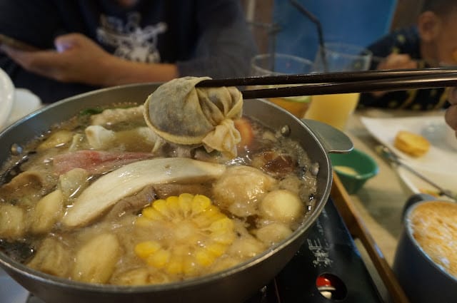 ［美食］嘉義親子遊戲室體驗~魔樹屋親子餐廳