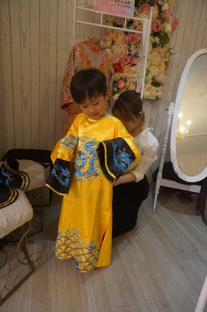 台北/大安區最美古裝大餐 VA VA VOOM時尚派對餐廳~吃飯v.s親子照,屎蛋也瘋狂! - 第12張圖 台北/大安區最美古裝大餐 VA VA VOOM時尚派對餐廳~吃飯v.s親子照,屎蛋也瘋狂!