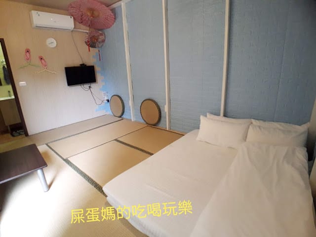 小琉球民宿番仔厝套裝行程~小琉球親子就醬玩全攻略~跟著屎蛋乘風破浪去旅行!烏鬼洞、花瓶岩、潮間帶導覽 - 第48張圖 小琉球民宿番仔厝套裝行程~小琉球親子就醬玩全攻略~跟著屎蛋乘風破浪去旅行!烏鬼洞、花瓶岩、潮間帶導覽