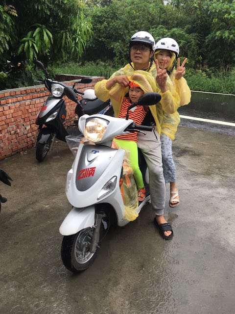 小琉球民宿番仔厝套裝行程~小琉球親子就醬玩全攻略~跟著屎蛋乘風破浪去旅行!烏鬼洞、花瓶岩、潮間帶導覽 - 第51張圖 小琉球民宿番仔厝套裝行程~小琉球親子就醬玩全攻略~跟著屎蛋乘風破浪去旅行!烏鬼洞、花瓶岩、潮間帶導覽
