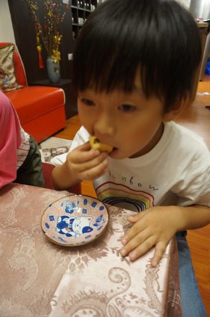 ［美食］康堤創意烘培2019蘋安寶柚中秋禮盒推薦～吃餅也要划手機
