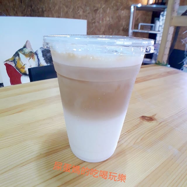 ［美食］高雄Enjoy Well 伊景旺手作烘焙大集合/千層蛋糕/生乳捲/咖啡飲品