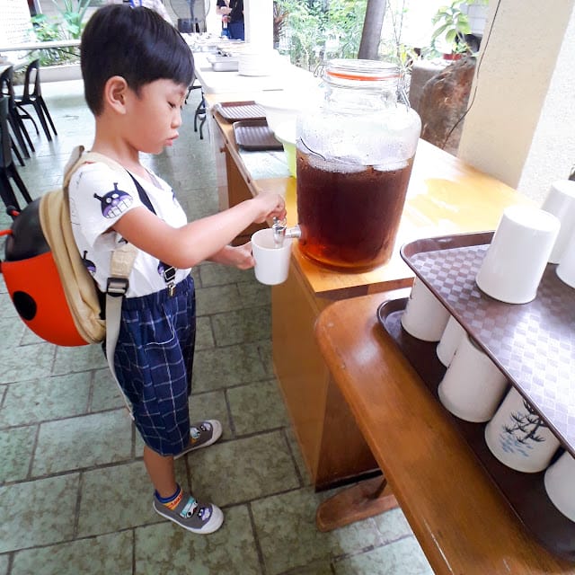 ［菲律賓遊學］TAKA HARI校區/住宿/餐食全公開，親子共讀的好去處！跟著新飛遊學趣～