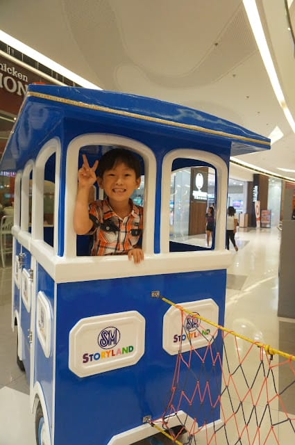 ［菲律賓遊學旅遊］宿霧購物哪裡去？「 SM Seaside City 」「Ayala」「SM City」 三大購物中心＆超市「Safe Mall」  「Fooda」 「7-11」 跟著新飛遊學趣～菲律賓宿霧海外遊學