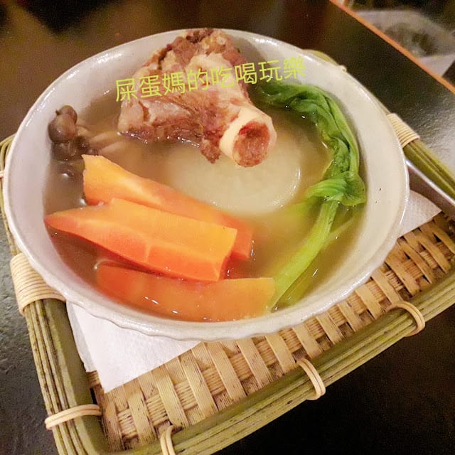 ［美食報報］台南鉄輪ジンギスカン～獨家北海道溫體羊！年節烤肉首選！屎蛋媽中秋特輯推薦！