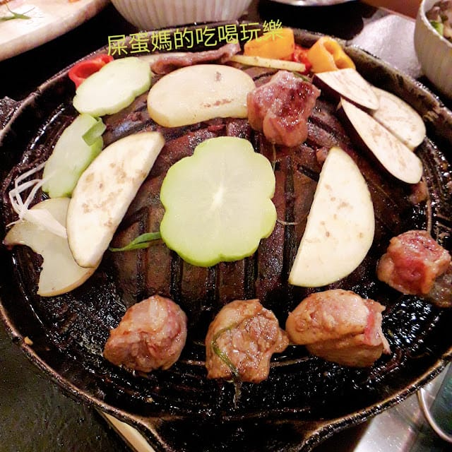 ［美食報報］台南鉄輪ジンギスカン～獨家北海道溫體羊！年節烤肉首選！屎蛋媽中秋特輯推薦！