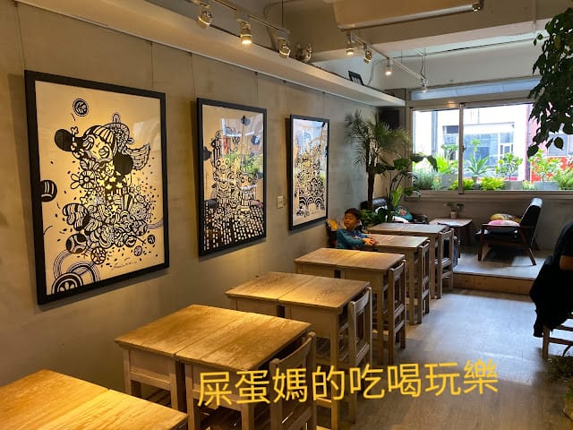 ［美食］台北/西門町 貳拾陸巷│Somebody Cafe 森林系咖啡滿足味蕾，激發你的文青風！