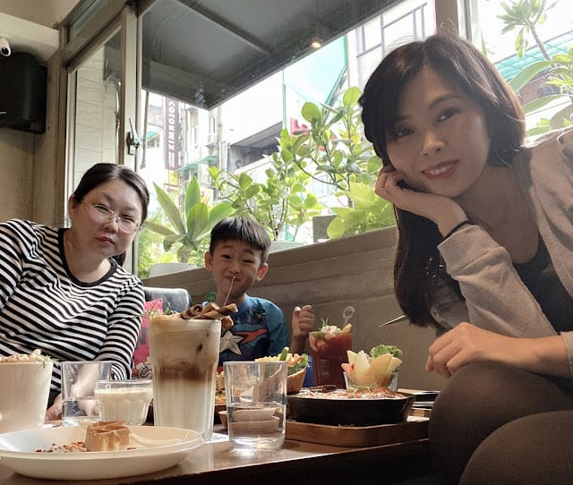 ［美食］台北/西門町 貳拾陸巷│Somebody Cafe 森林系咖啡滿足味蕾，激發你的文青風！