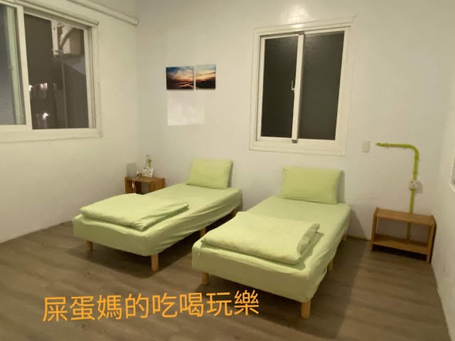 ［台中住宿］台中/東海 T-Life Hostel踢‧生活背包客棧 / 蘑菇pasta，台中小資旅遊！出發！