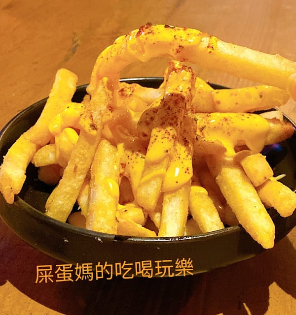［台中住宿］台中/東海 T-Life Hostel踢‧生活背包客棧 / 蘑菇pasta，台中小資旅遊！出發！