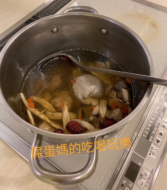 ［台中住宿］台中/東海 T-Life Hostel踢‧生活背包客棧 / 蘑菇pasta，台中小資旅遊！出發！