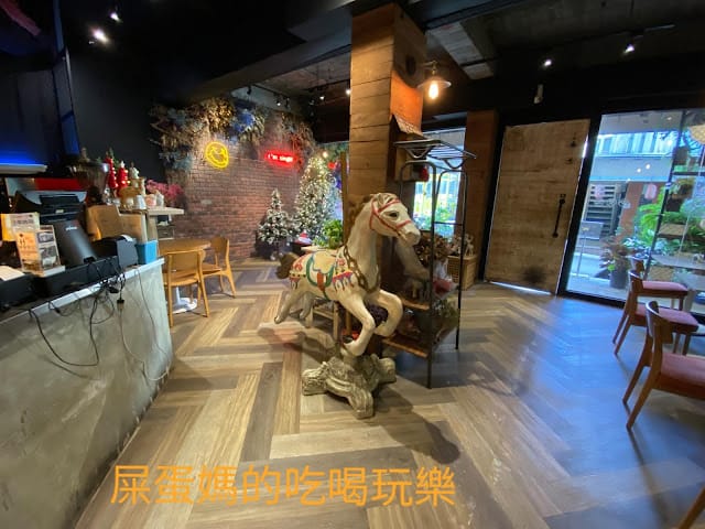 ［台中住宿］台中/東海 T-Life Hostel踢‧生活背包客棧 / 蘑菇pasta，台中小資旅遊！出發！