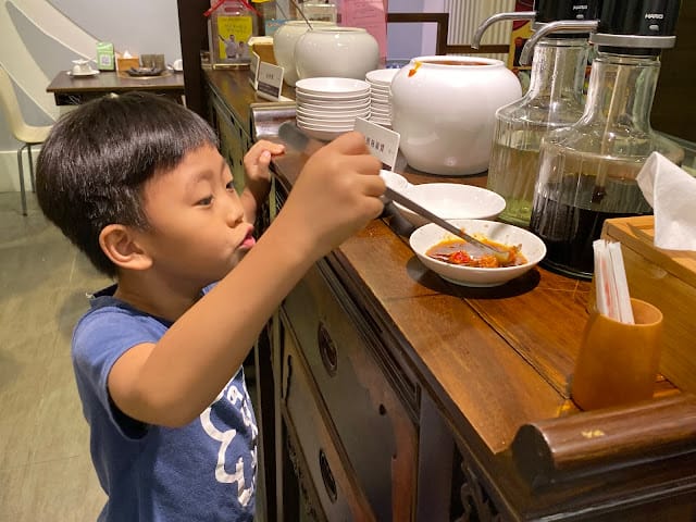 [美食]老廣粵花雕雞創意坊 全家年節和樂融融首選!