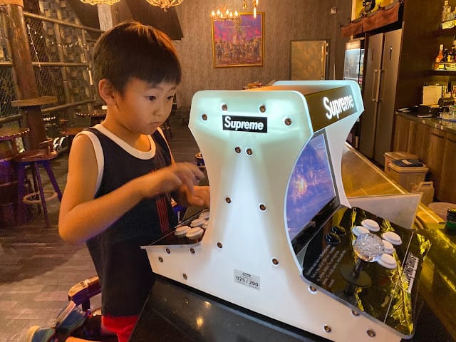 [健身][美食]台東海盜綜合格鬥俱樂部/海盜餐酒館,親子一起運動健身、用餐的好地方!