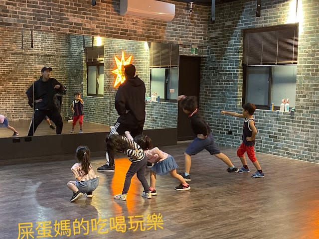 [健身][美食]台東海盜綜合格鬥俱樂部/海盜餐酒館,親子一起運動健身、用餐的好地方!