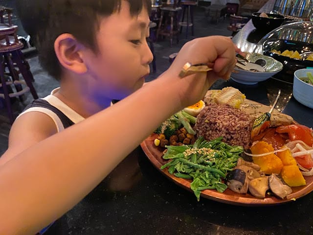 [健身][美食]台東海盜綜合格鬥俱樂部/海盜餐酒館,親子一起運動健身、用餐的好地方!