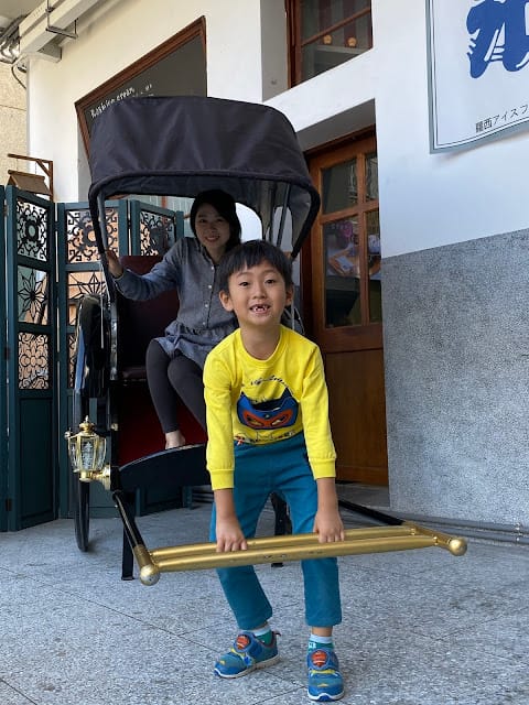 [親子餐廳]eyeslee艾斯里親子SPA響食空間(南投館)坐擁整棟遊戲空間,讓孩子也瘋狂!順遊蘿西家族南投稅務出張所!