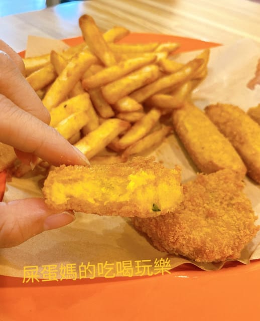 [親子餐廳]eyeslee艾斯里親子SPA響食空間(南投館)坐擁整棟遊戲空間,讓孩子也瘋狂!順遊蘿西家族南投稅務出張所!
