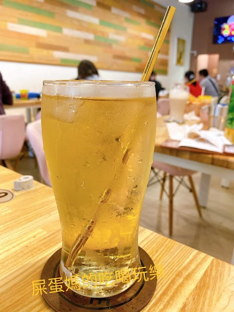 [親子餐廳]eyeslee艾斯里親子SPA響食空間(南投館)坐擁整棟遊戲空間,讓孩子也瘋狂!順遊蘿西家族南投稅務出張所!