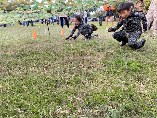[親子體驗]Q阿米軍事體驗營,萌兵集合!匍匐前進/跳躍訓練/火箭炮射擊/搶救小兵