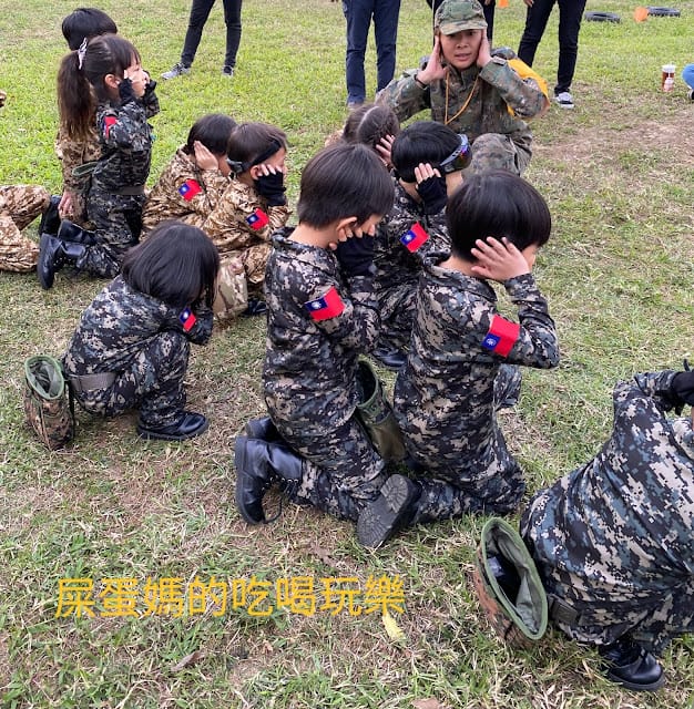 [親子體驗]Q阿米軍事體驗營,萌兵集合!匍匐前進/跳躍訓練/火箭炮射擊/搶救小兵