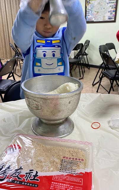 [親子旅遊]江南渡假村烤肉套裝行程,有了烤友社輕鬆搞定旅遊大小事!露營、坐小火車、遊船、搗麻薯、童玩、DIY