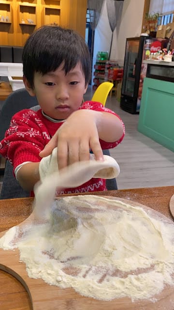 [親子體驗]雲林/斗六美食 披薩老爹義大利Pizza專賣店,一對一快樂手作披薩DIY!