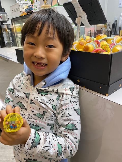 [美食]日拓商行複合型貨櫃商店概念 咖啡門市X汽美中心,潮翻你的胃!