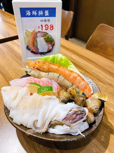 [美食]台中北屯同拉麵-景賢店,客製化拉麵各式鍋物海鮮,新鮮划算!