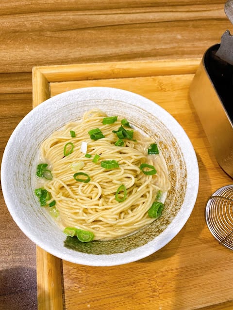 [美食]台中北屯同拉麵-景賢店,客製化拉麵各式鍋物海鮮,新鮮划算!