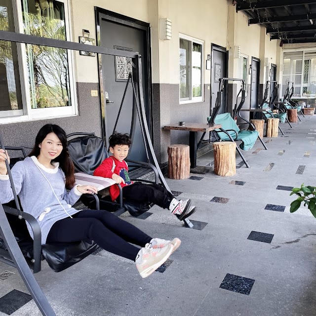[親子住宿]雲林古坑棕櫚島民宿~濃濃南洋休閒風情的渡假民宿!順遊良作工場農業文創館/福祿壽觀光酒廠/古坑綠色隧道