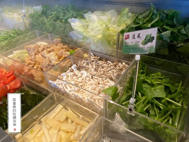 千荷田蔬食百匯涮涮鍋-高雄統一時代店,健康蔬食吃到飽! - 第10張圖 千荷田蔬食百匯涮涮鍋-高雄統一時代店,健康蔬食吃到飽!
