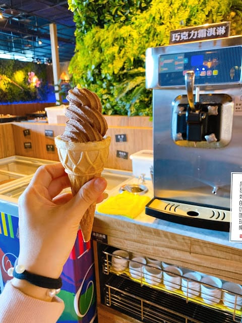 千荷田蔬食百匯涮涮鍋-高雄統一時代店,健康蔬食吃到飽! - 第19張圖 千荷田蔬食百匯涮涮鍋-高雄統一時代店,健康蔬食吃到飽!