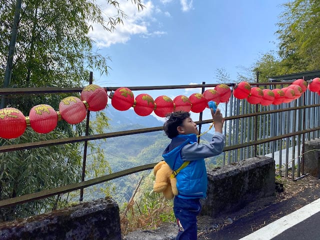 台中逢甲叮噹旅舍Hotel Bell一日小包車旅遊套裝行程，玩好玩滿超輕鬆！
