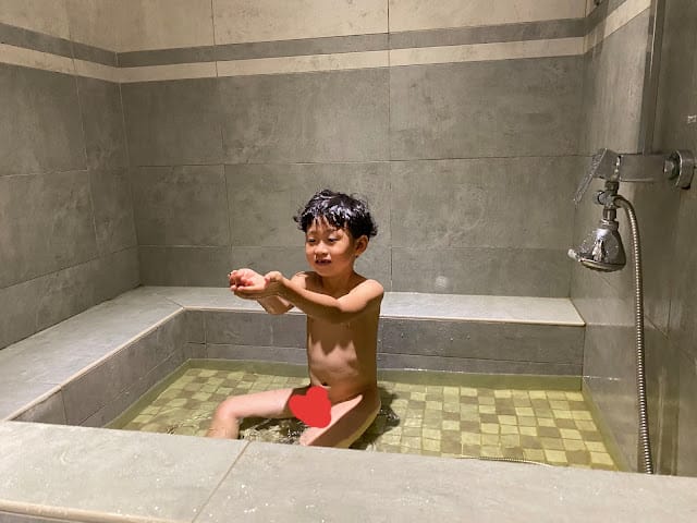 台中逢甲叮噹旅舍Hotel Bell一日小包車旅遊套裝行程，玩好玩滿超輕鬆！