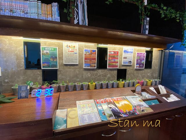 台中逢甲叮噹旅舍Hotel Bell一日小包車旅遊套裝行程，玩好玩滿超輕鬆！