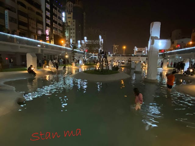 [親子旅遊]超好拍的台南親水公園 河樂廣場「河樂公園」,日夜都美麗!