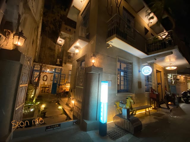 [美食]台南素食/台南美食/台南蔬食赤崁璽樓餐廳v.s鳳梨酥/凤梨酥/伴手禮/禮盒 福祿壽鳳梨酥,素食界的五星級餐點!