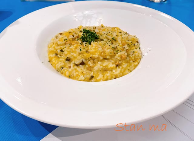 [美食]台南素食/台南美食/台南蔬食赤崁璽樓餐廳v.s鳳梨酥/凤梨酥/伴手禮/禮盒 福祿壽鳳梨酥,素食界的五星級餐點!