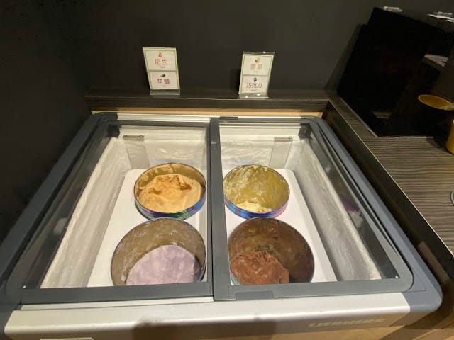 高雄火鍋/瑞豐夜市/舞古賀鍋物/個人海陸鍋 舞古賀鍋物專門店超值個人鍋,豪華平價鍋物的好選擇!
