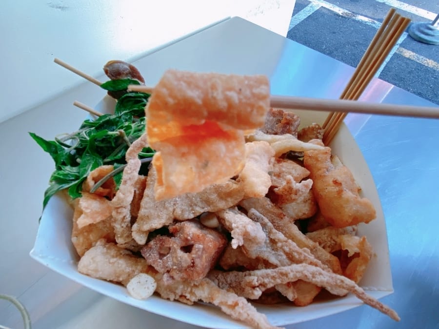 餓的時候,別忘了來白妞鹹酥雞叫雞喔!