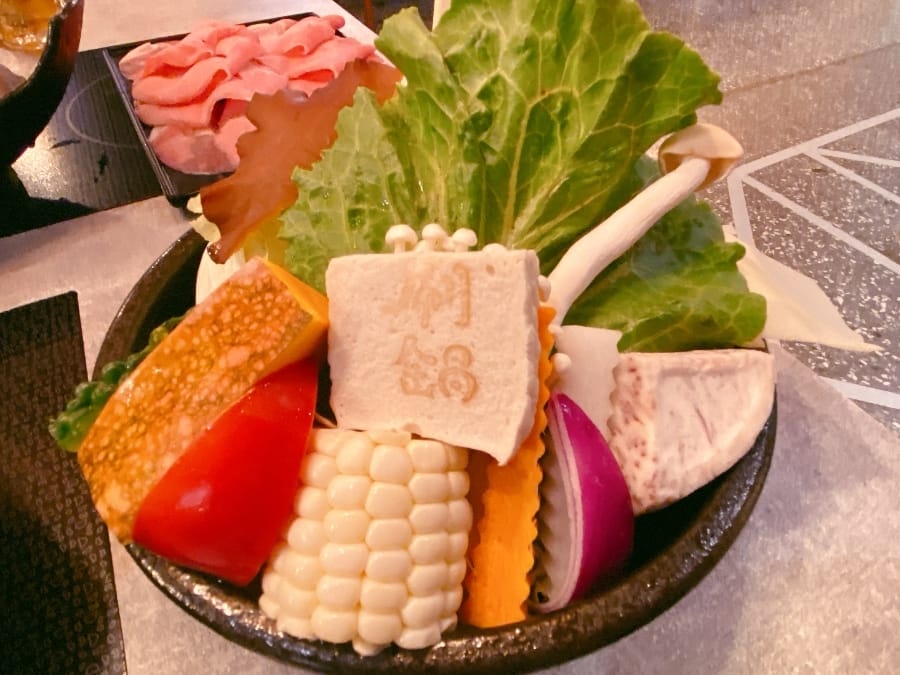 刷鍋ポットみがく台南總店~超鮮龍蝦海鮮套餐一人獨享!