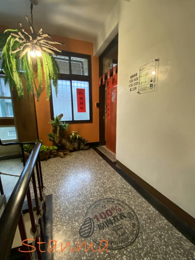 刷鍋ポットみがく台南總店~超鮮龍蝦海鮮套餐一人獨享!