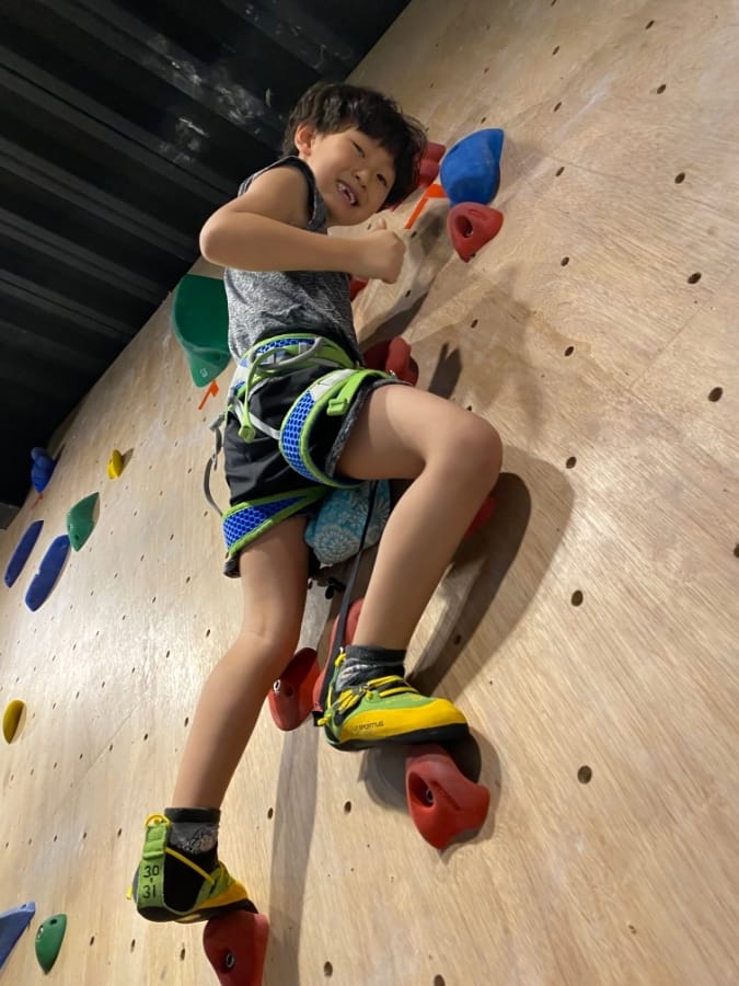 DaPRO室內攀岩場 Dapro indoor climbing,親子攀岩體驗課程,運動休閒新選擇!