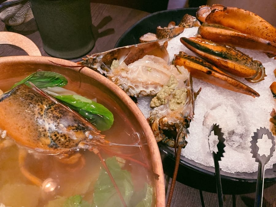 高雄銅花精緻涮涮鍋,龍蝦套餐 v.s 黃金稀飯奢華獨享完美用餐時光!