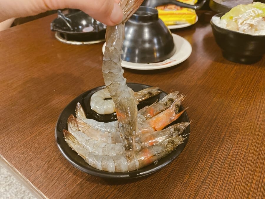 高雄楠梓區火鍋 幸福の鍋~一鍋多吃,邊吃邊烤真好玩!
