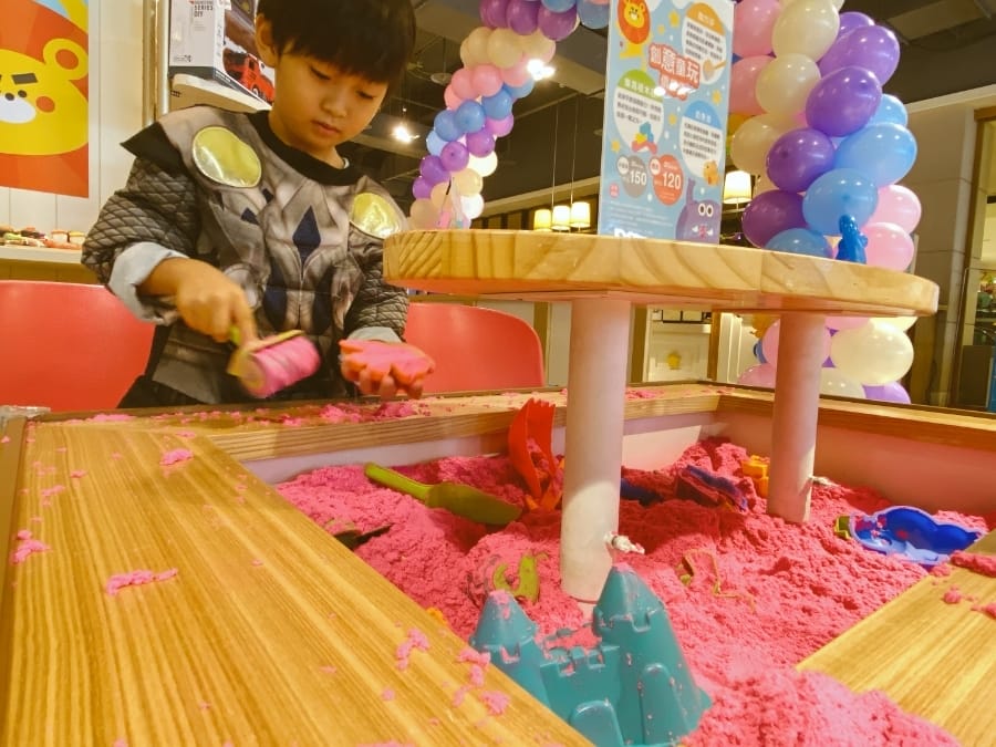 高雄遊戲愛樂園左營新光店, 親子遊樂休閒最佳的室內樂園!