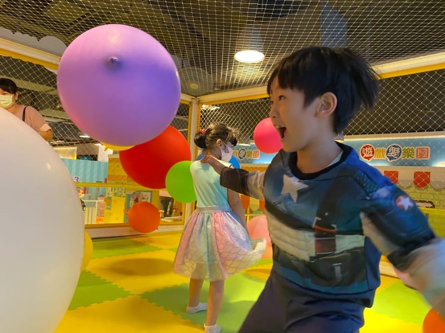 高雄遊戲愛樂園左營新光店, 親子遊樂休閒最佳的室內樂園!