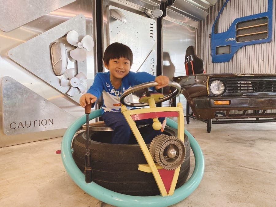台南旅遊景點zero zero拆車夢工廠,本田摩托車DIY v.s 領航員導覽帶你一同航向回收廠的新宇宙!